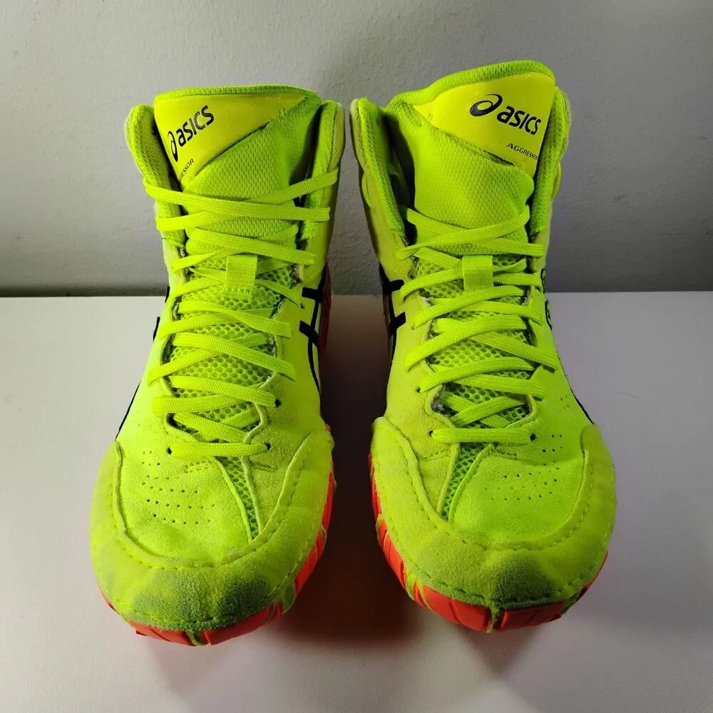 Asics aggressor paris